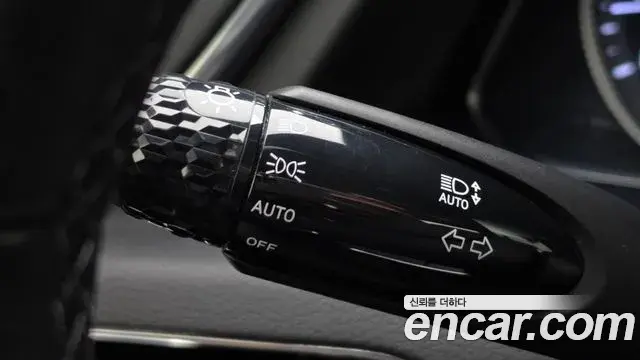 Hyundai Sonata Hybrid 2022 — Photo 18/35