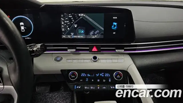 Hyundai The New Avante Hybrid 2023 — ფოტო 17/30