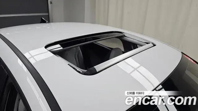 Hyundai The New Avante Hybrid 2023 — ფოტო 24/30