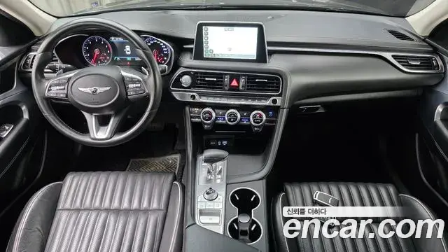 Genesis G70 2020 — Photo 12/33