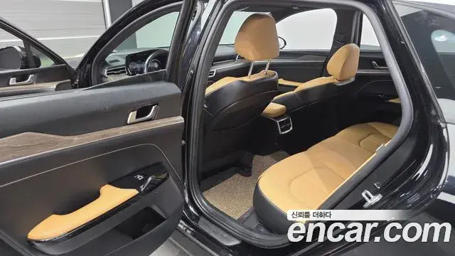 Kia K5 2020 — Photo 7/31