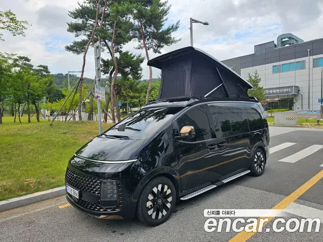 Hyundai Staria 2025 — ფოტო 9/20