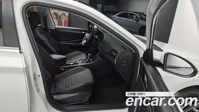 Volkswagen Jetta 2022 — Şəkil 5/30
