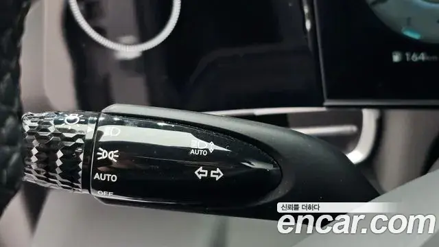 Hyundai The New Avante Hybrid 2020 — Photo 6/34