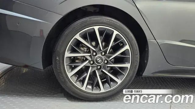 Hyundai Sonata Hybrid 2019 — ფოტო 19/34