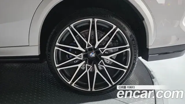 BMW X6M 2024 — Şəkil 16/32