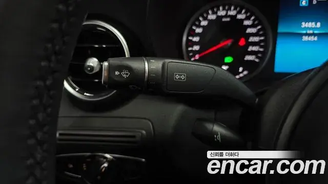 Mercedes-Benz C-Class 2019 — Фото 19/20