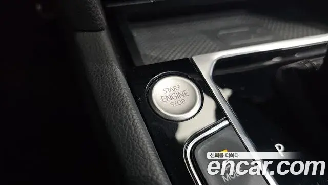 Volkswagen Arteon 2022 — Photo 30/33