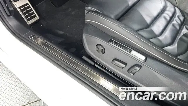 Volkswagen Arteon 2022 — Photo 4/33