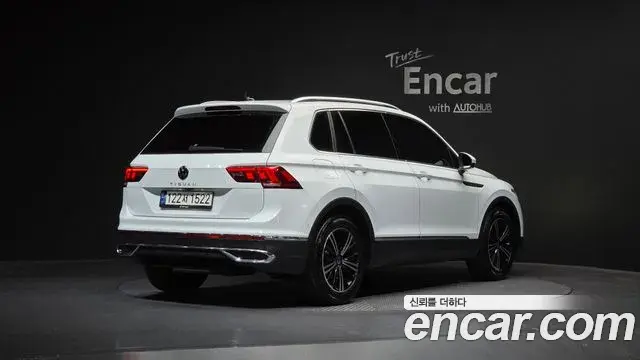 Volkswagen Tiguan 2023 — Фото 2/20