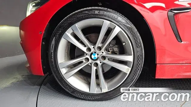 BMW 4 Series 2018 — Photo 17/20