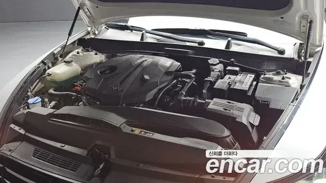 Hyundai Sonata Hybrid 2019 — Şəkil 9/31