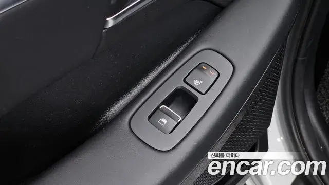 Hyundai Sonata Hybrid 2019 — Şəkil 17/31