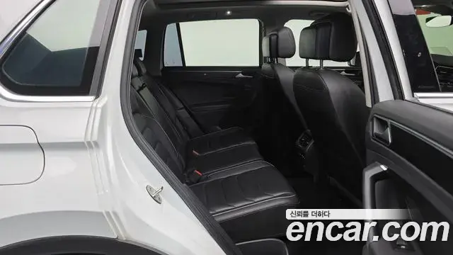 Volkswagen Tiguan 2021 — Şəkil 1/20