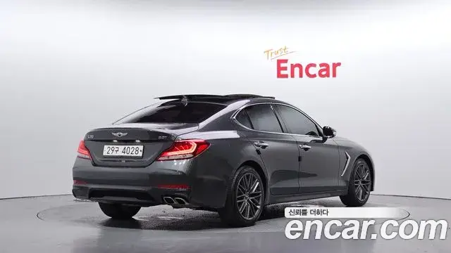 Genesis G70 2018 — Şəkil 19/32