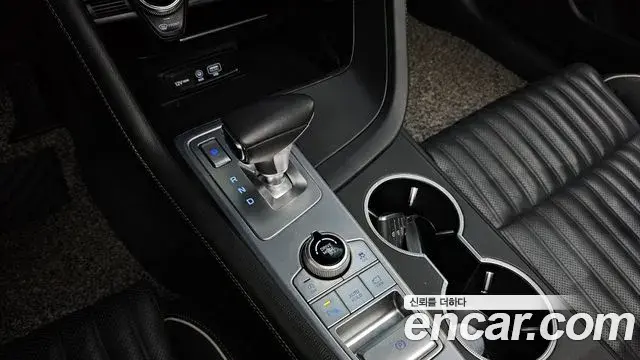 Genesis G70 2018 — Şəkil 16/32