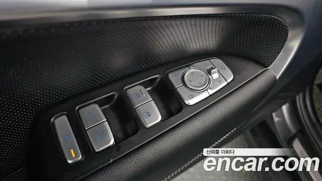 Genesis G70 2018 — Şəkil 29/32