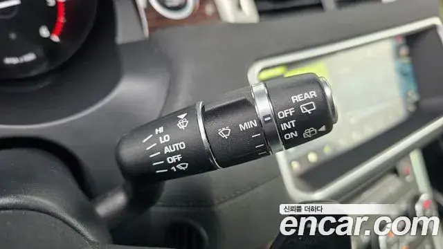 Land Rover Range Rover Evoque 2018 — Şəkil 14/30
