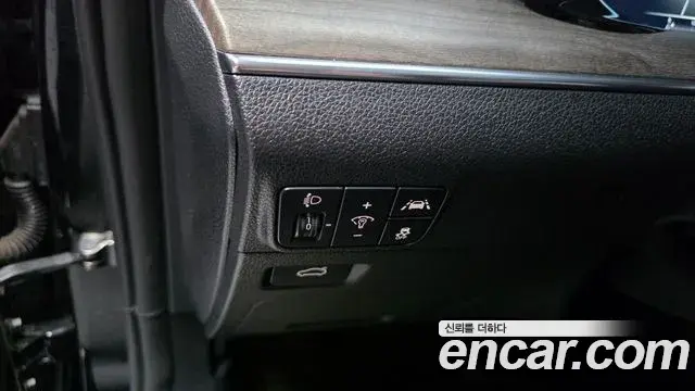 Kia K5 2020 — Photo 7/37