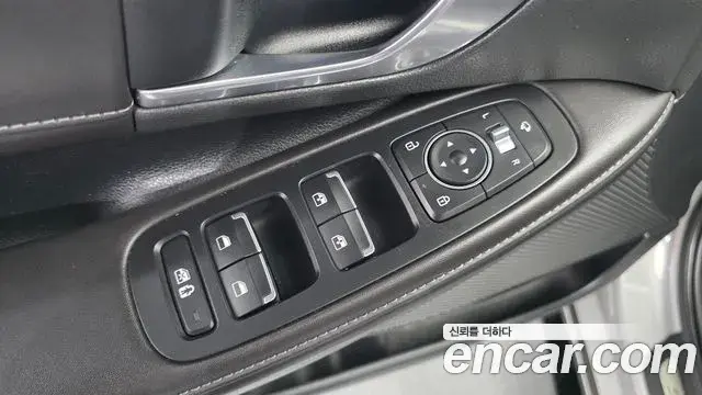 Hyundai Sonata Hybrid 2023 — Şəkil 17/20