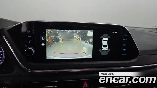 Hyundai Sonata Hybrid 2023 — Şəkil 18/20