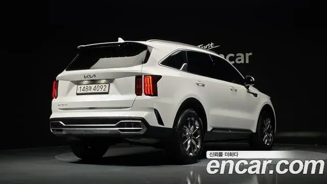 Kia Sorento 2022 — ფოტო 8/20