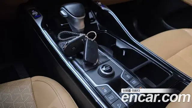 Kia Sorento 2022 — ფოტო 2/20
