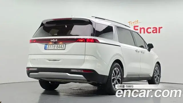 Kia Carnival 2022 — Фото 2/20