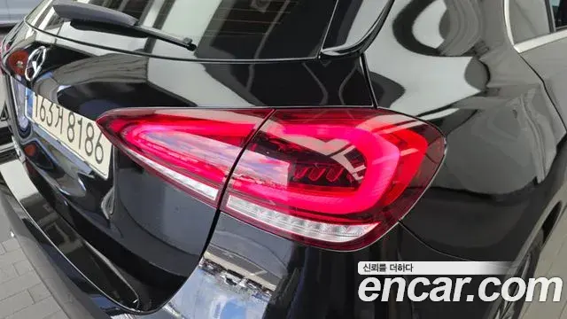 Mercedes-Benz A-Class 2021 — Photo 4/30