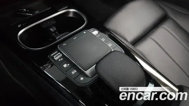 Mercedes-Benz A-Class 2021 — Photo 27/30