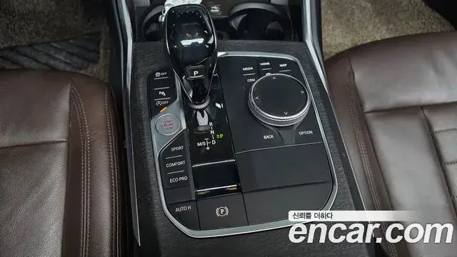 BMW 3 Series 2019 — Photo 2/32
