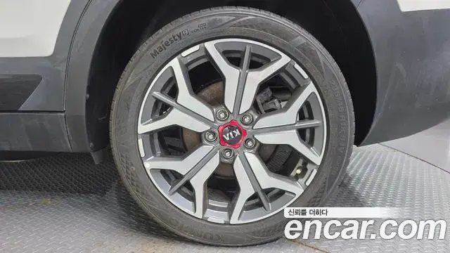 Kia Seltos 2019 — Photo 8/30