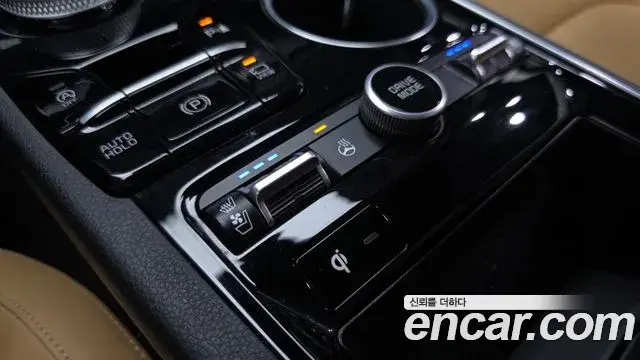 Kia K5 2022 — Şəkil 30/35