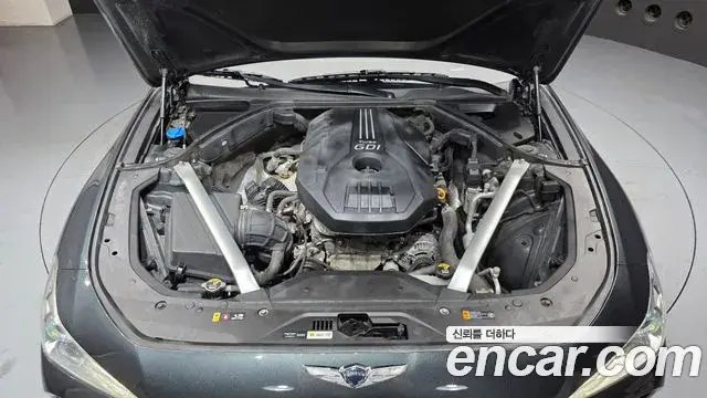 Genesis G70 2018 — Photo 29/38