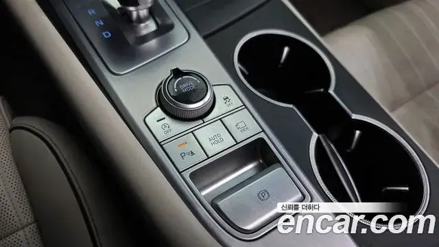Genesis G70 2018 — Photo 26/38