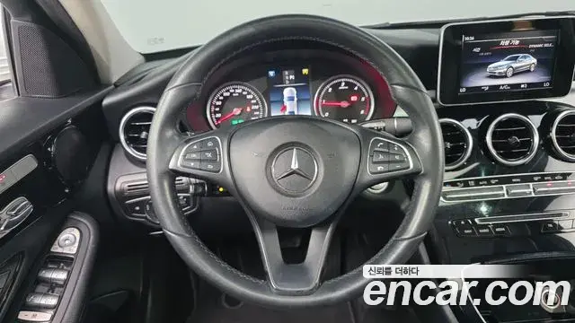 Mercedes-Benz C-Class 2018 — Şəkil 7/20