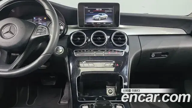 Mercedes-Benz C-Class 2018 — Şəkil 1/20