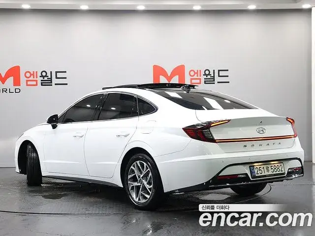 Hyundai Sonata Hybrid 2019 — Şəkil 9/20