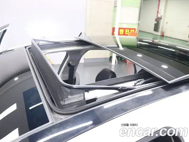 Hyundai Sonata Hybrid 2019 — Şəkil 18/20