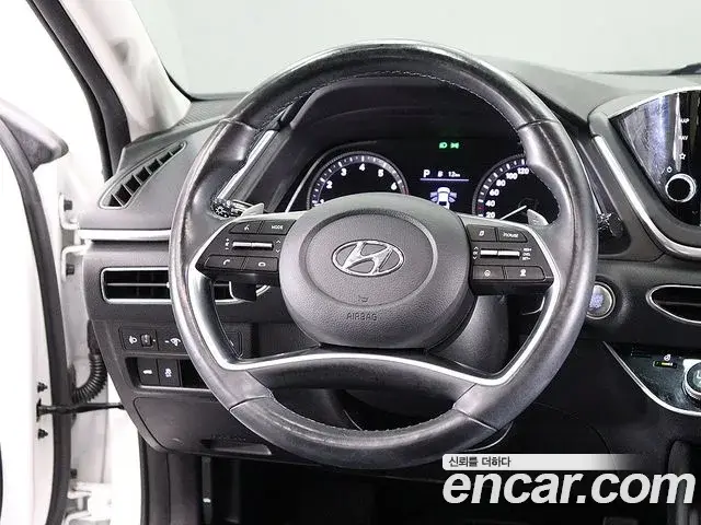 Hyundai Sonata Hybrid 2019 — Şəkil 15/20