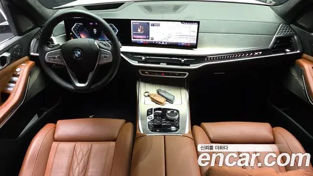 BMW X7 2025 — Photo 17/35