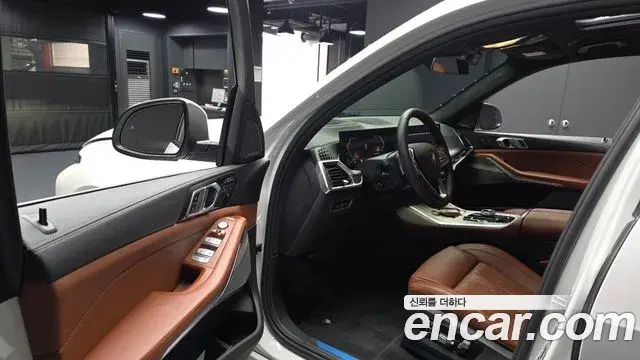 BMW X7 2025 — Photo 20/35