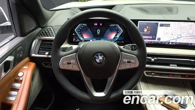 BMW X7 2025 — Photo 34/35