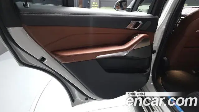 BMW X7 2025 — Photo 6/35