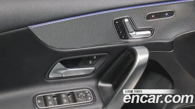 Mercedes-Benz A-Class 2021 — Фото 19/20