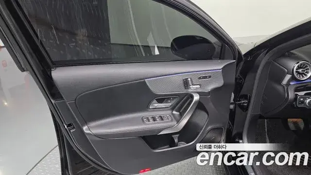 Mercedes-Benz A-Class 2021 — Şəkil 13/30