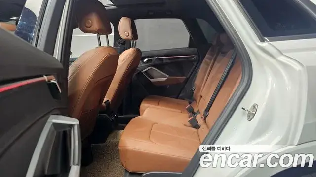 Audi Q3 2022 — Фото 11/20
