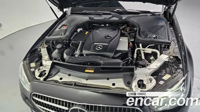 Mercedes-Benz E-Class 2021 — Фото 6/20