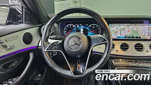 Mercedes-Benz E-Class 2021 — Фото 13/20