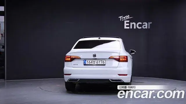 Volkswagen Jetta 2021 — Şəkil 3/32
